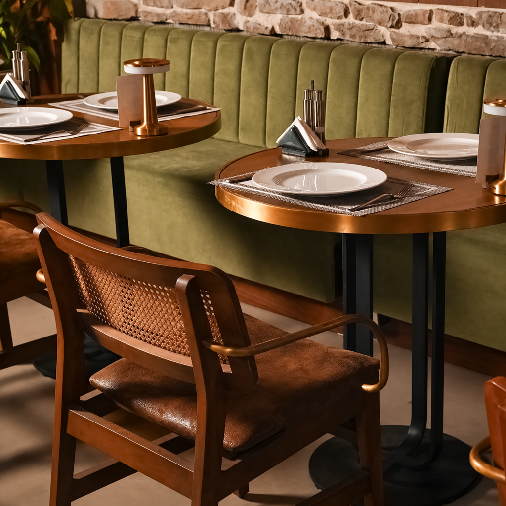 LIPA FINE DINING RESTAURANT